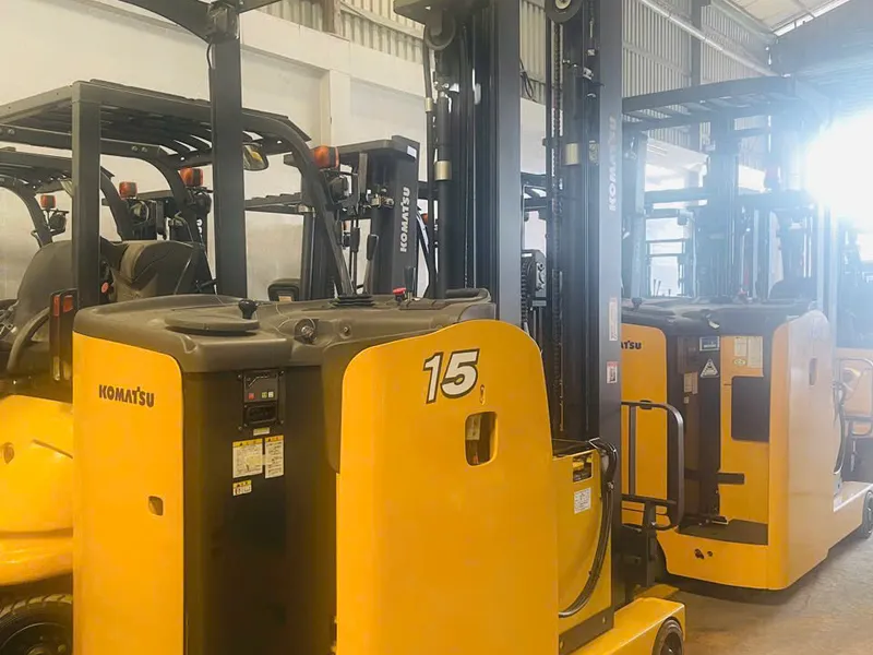 Xe nâng điện cũ Nhậ bãi chính hãng Nhật Bản