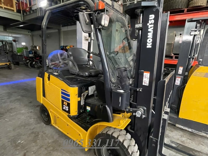 Mua xe nâng điện Nhật qua sử dụng tại HCM 
