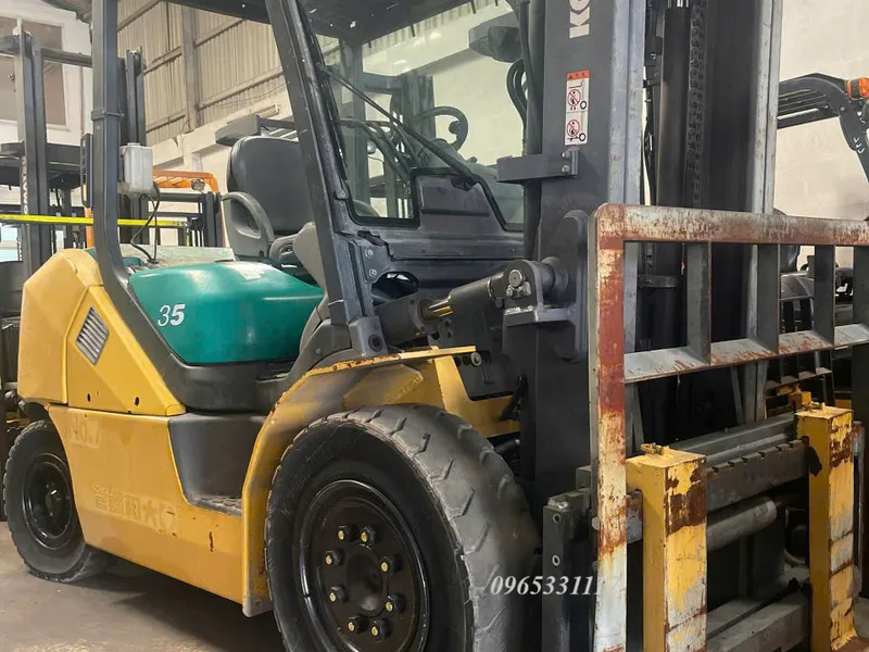 Xe nâng dầu qua sử dụng