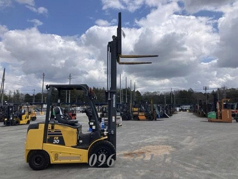 Xe nâng điện qua sử dụng Nhật bãi