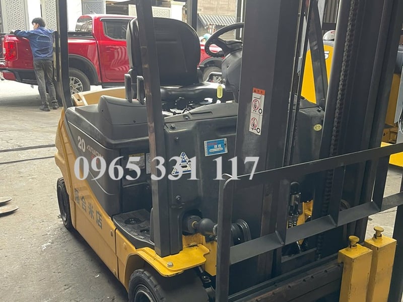 Xe nâng Nhật Bản chính hãng