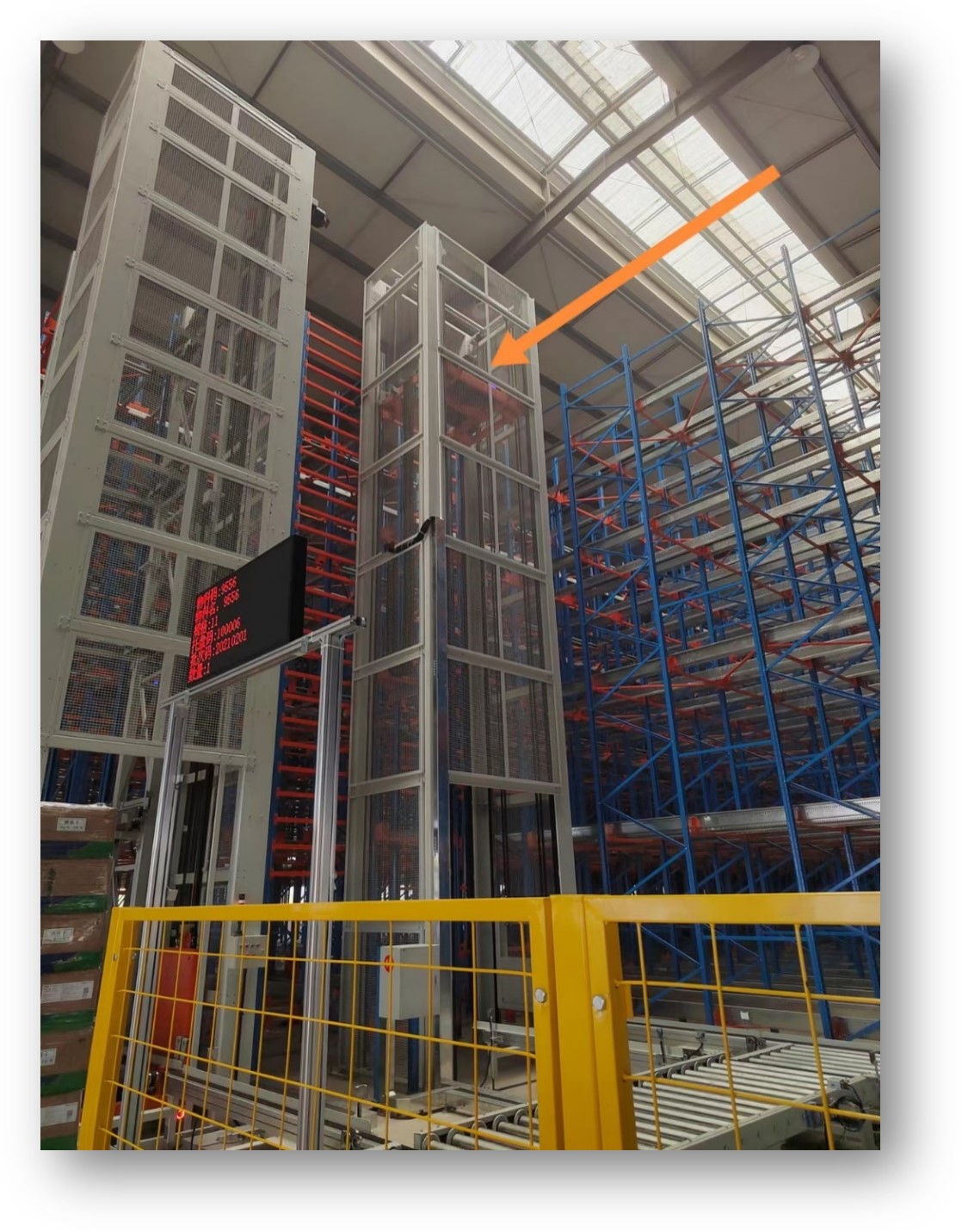 Hệ thống 4-Way Shuttle phù hợp với nhiều loại hình kho và ngành công nghiệp khác nhau Hệ thống 4-Way Shuttle phù hợp với nhiều loại hình kho và ngành công nghiệp khác nhau