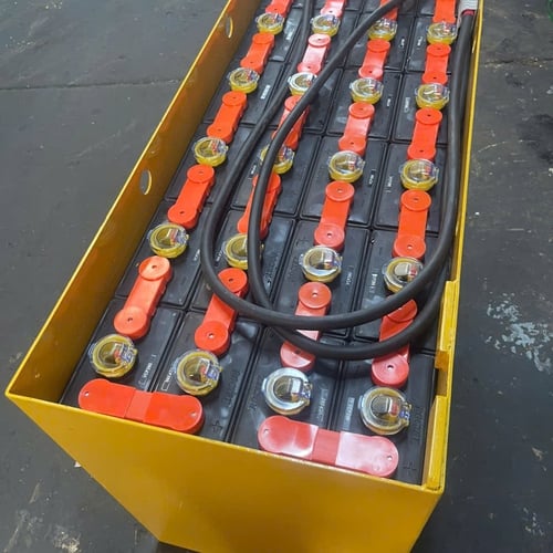 Ắc quy xe nâng điện
