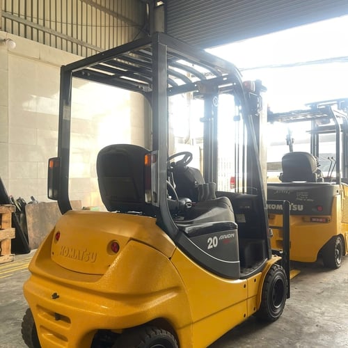 Xe nâng điện 2 tấn Komatsu