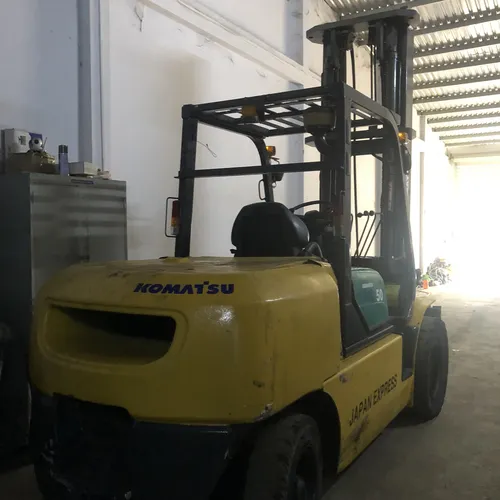 Xe nâng 5 tấn chạy dầu