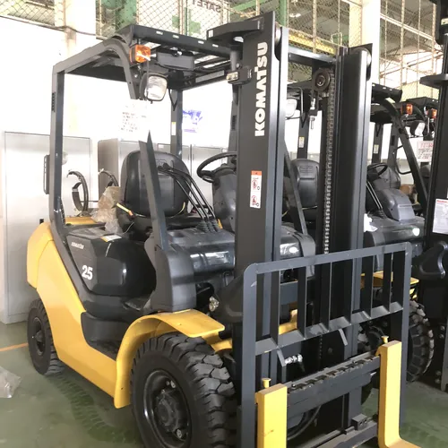 xe nâng dầu komatsu