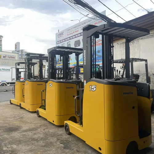 Xe nâng điện Komatsu Đứng Lái 1,5 tấn - 1,8 tấn