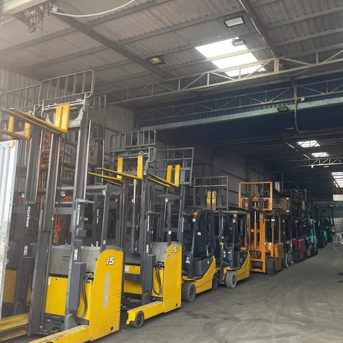 Xe nâng điện đứng lái 1.5 tấn Komatsu