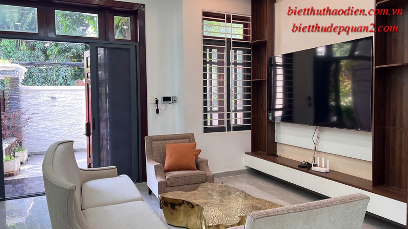 Biệt thự phù hợp kinh doanh nhà hàng cafe Thảo Điền Biệt thự phù hợp kinh doanh nhà hàng cafe Thảo Điền