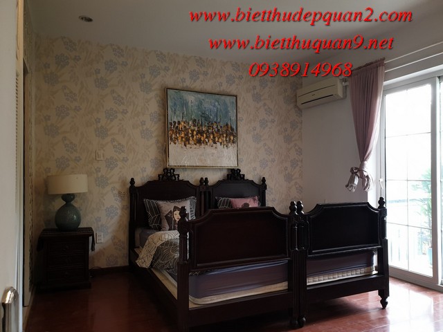 bán nhà thảo điền quận 2