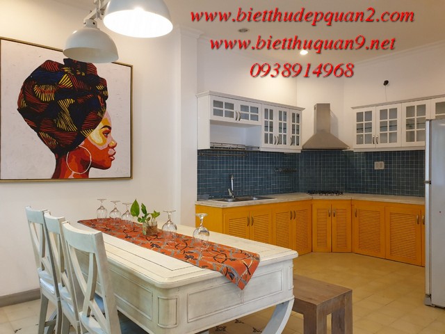 bán nhà thảo điền quận 2