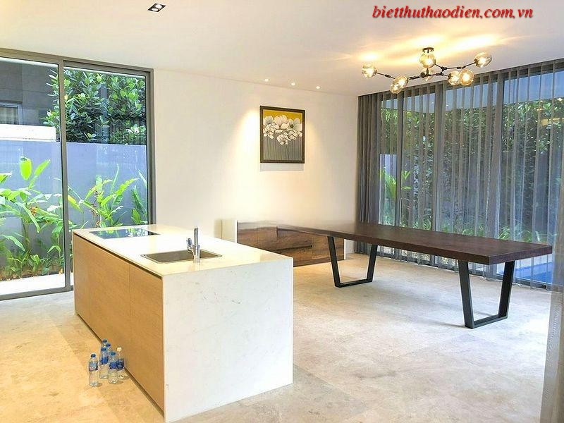 Biệt thự holm cho thuê có sân vườn hồ bơi Biệt thự holm cho thuê có sân vườn hồ bơi