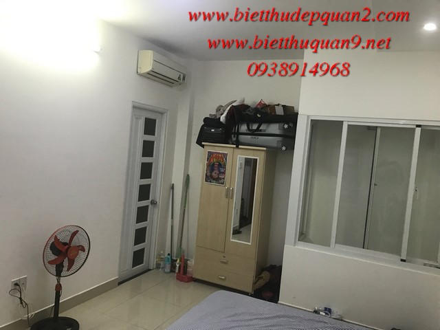 nhà thảo điền gần chợ bán