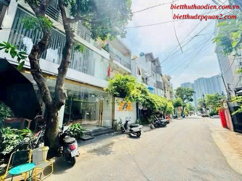 Bán nhà mặt đường kinh doanh thảo điền Bán nhà mặt đường kinh doanh thảo điền