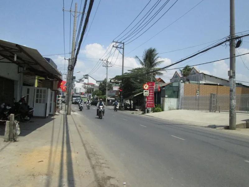 BÁN 2300M2 ĐẤT QUẬN 2