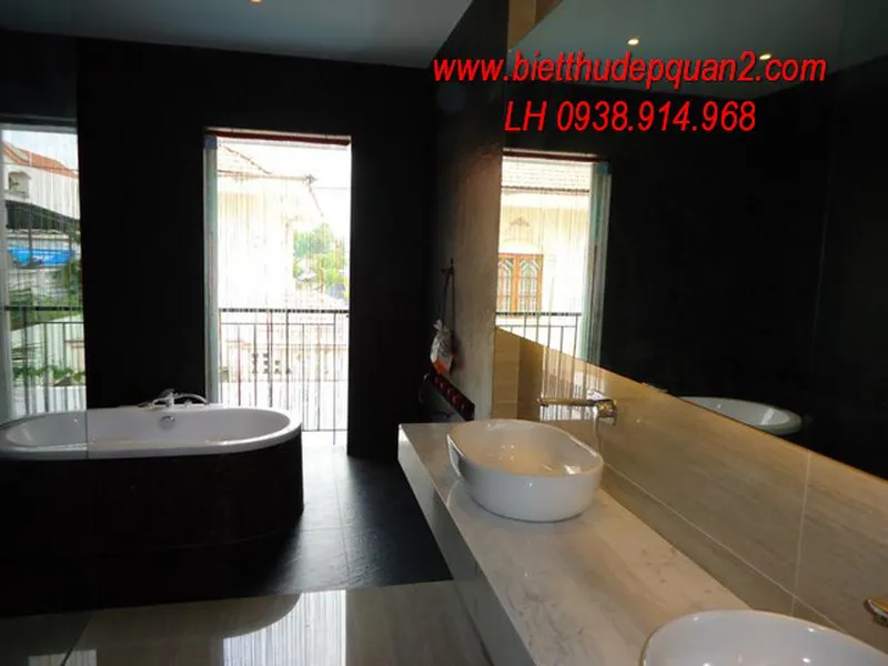 BÁN BIỆT THỰ QUẬN 2 HƯỚNG TÂY NAM