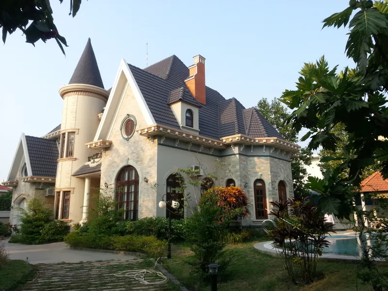 Bán Biệt Thự Thảo Điền Quận 2 Góc 2 Mặt Tiền Có Sân Vườn