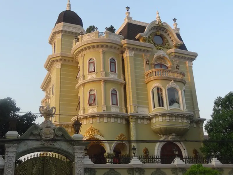 BÁN BIỆT THỰ THẢO ĐIỀN RÁT VÀNG ĐẸP NHẤT QUẬN 2