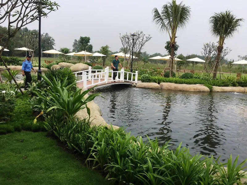 BÁN ĐẤT LONG THUẬN SÁT PHIM TRƯỜNG