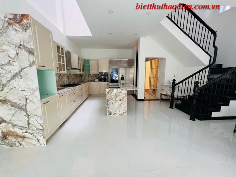 Bán nhà phường Thảo Điền căn góc 2 mặt tiền