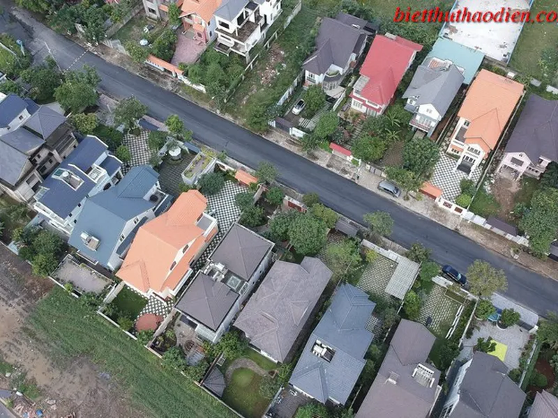 Biệt thự khu Dầu Khí số đường 816 tại phường Phú Hữu