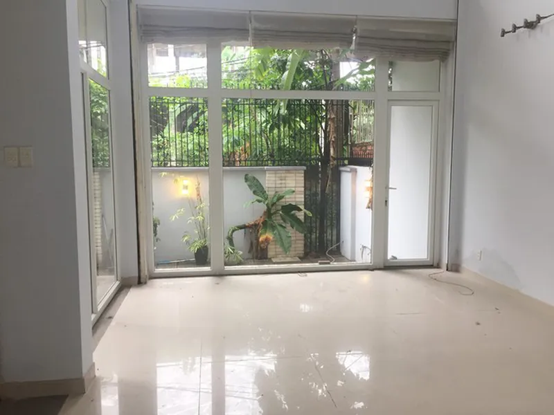 BIỆT THỰ THẢO ĐIỀN BÁN GẤP