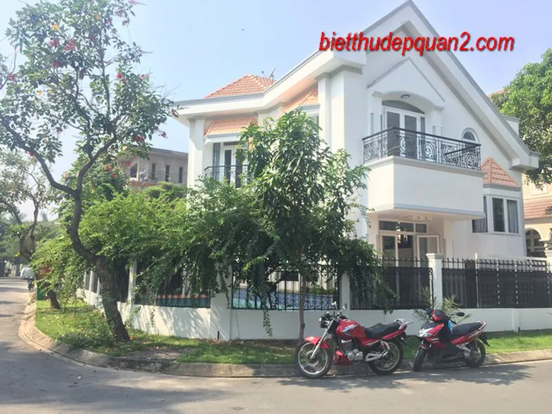 BIỆT THỰ THẢO ĐIỀN CHO THUÊ TRONG COMPOUND