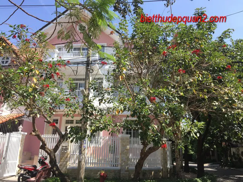 BIỆT THỰ THẢO ĐIỀN KHU 204b CHO THUÊ GIÁ RẺ