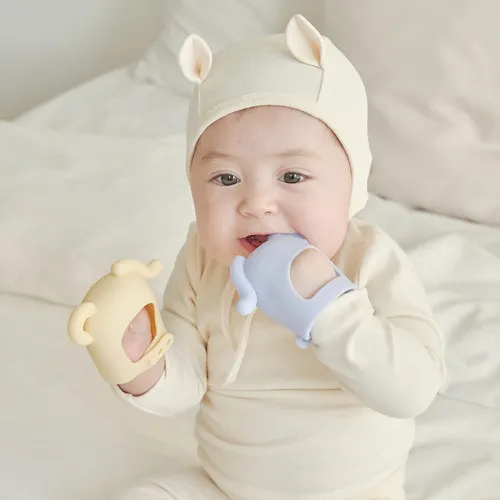 Silicone teether for babies 3–4–5–6 months old