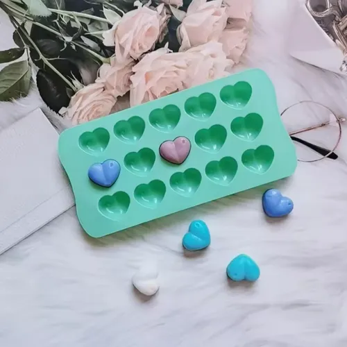 Heart-shaped silicone mold – precision-crafted heart mold