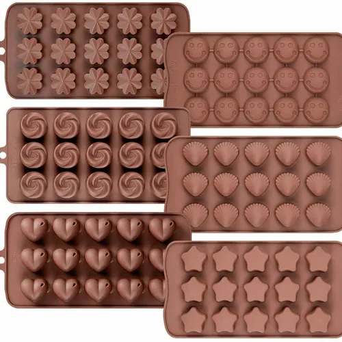 Silicone Chocolate Mold Tray for Making Valentine’s Chocolates