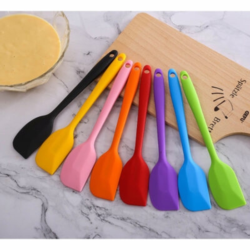 Heat-Resistant Silicone Dough Spatula