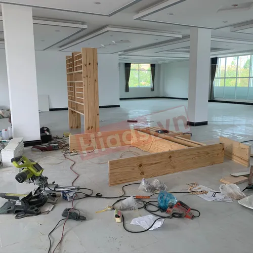 THI CÔNG QUẦY BAR