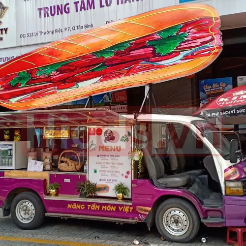 THI CÔNG QUẦY BAR