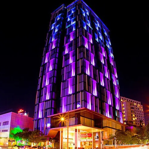 TRANG TRÍ LED TÒA NHÀ NGOÀI TRỜI