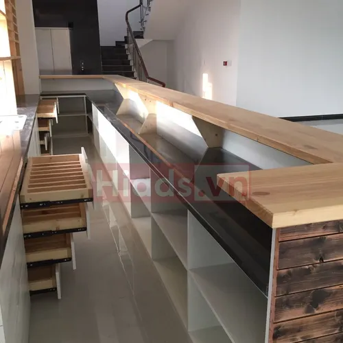 THI CÔNG QUẦY BAR