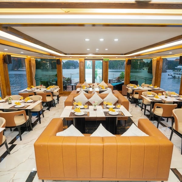 Tour Làng Chài - Vịnh Lan Hạ – Việt Hải