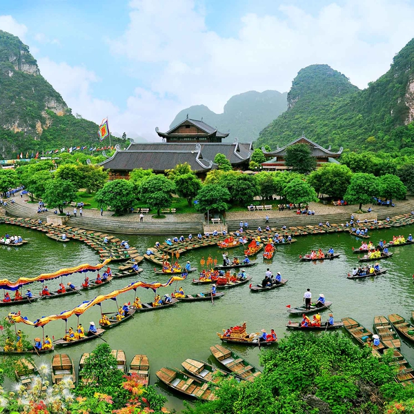HOA LƯ - TAM CỐC - BÁI ĐÍNH - TRÀNG AN (2 NGÀY 1 ĐÊM)