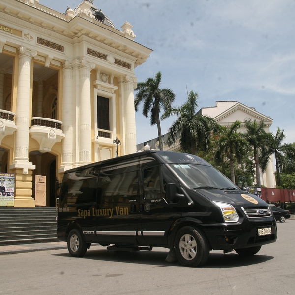XE SAPA LUXURY VAN