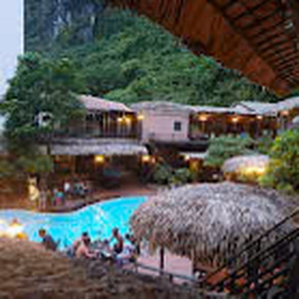 OASIS CÁT BÀ BUNGALOW