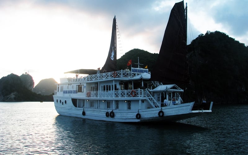 Dragon Gold Cruise 2days 1 nigh