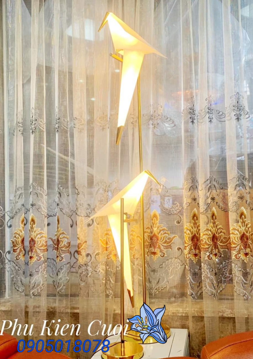 Đèn Con Vẹt Chân Đứng Và Đèn Con Vẹt Treo Tường Đèn Con Vẹt Chân Đứng Và Đèn Con Vẹt Treo Tường