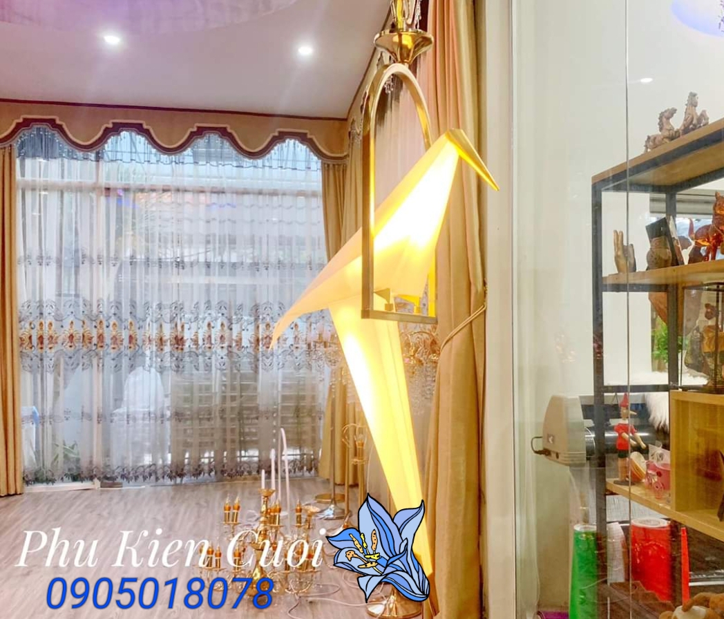 Đèn Con Vẹt Chân Đứng Và Đèn Con Vẹt Treo Tường Đèn Con Vẹt Chân Đứng Và Đèn Con Vẹt Treo Tường
