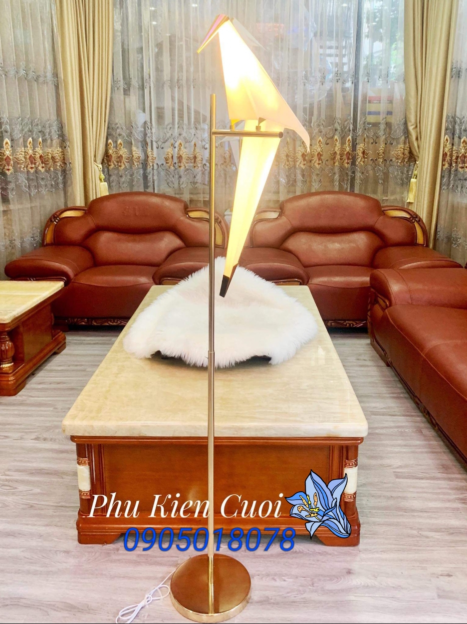 Đèn Con Vẹt Chân Đứng Và Đèn Con Vẹt Treo Tường Đèn Con Vẹt Chân Đứng Và Đèn Con Vẹt Treo Tường