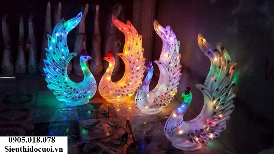 Chim công mô hình mút xốp có đèn led Chim công mô hình mút xốp có đèn led