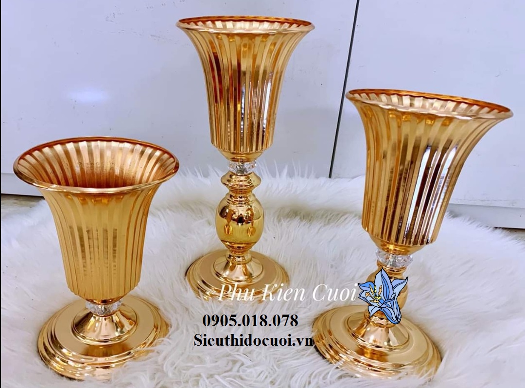 Trụ cắm hoa, đế cắm hoa đẹp, giá rẻ Trụ cắm hoa, đế cắm hoa đẹp, giá rẻ