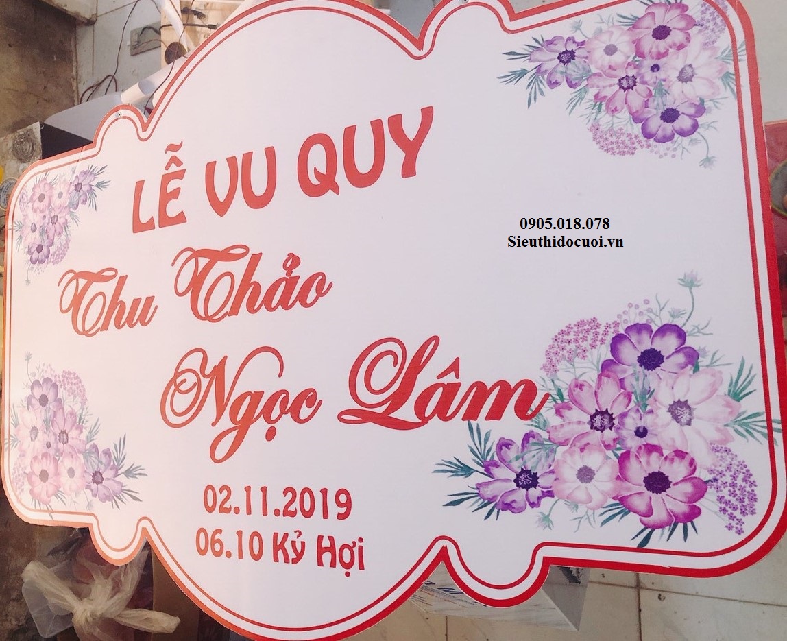 Bảng tên cô dâu chú rể bằng fomex, tem nước suối, chữ xốp Bảng tên cô dâu chú rể bằng fomex, tem nước suối, chữ xốp