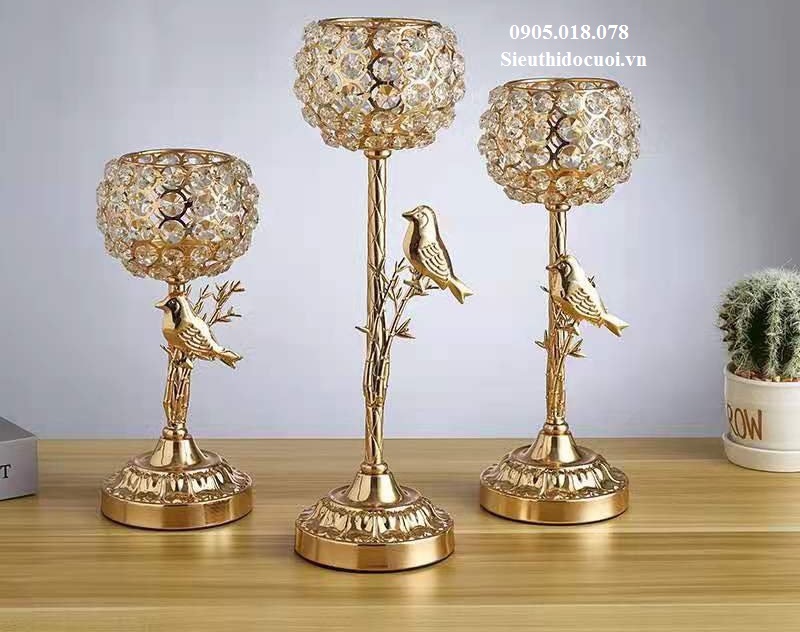 Chân nến, trụ nến Chân nến, trụ nến