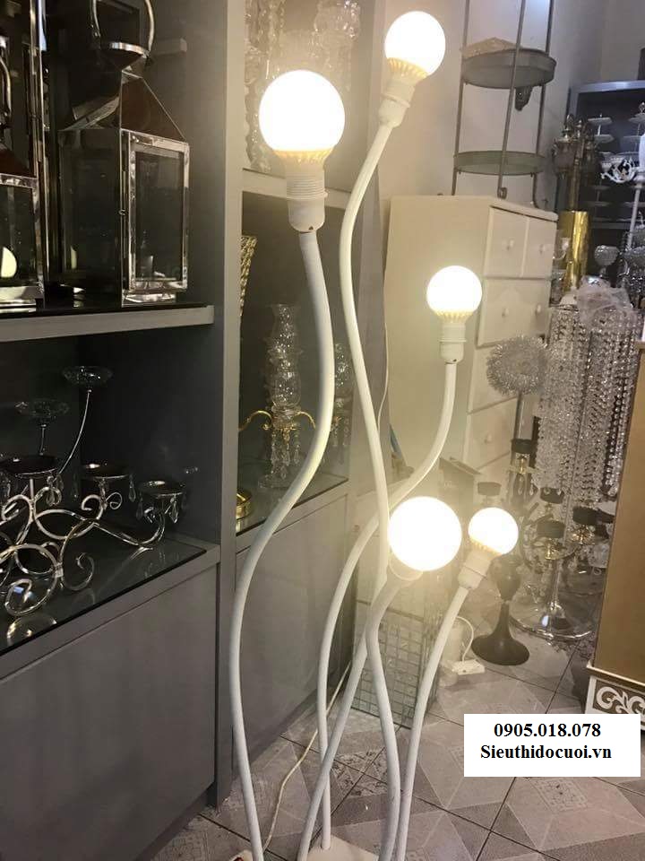 Sóng đèn hoa mộc lan Sóng đèn hoa mộc lan