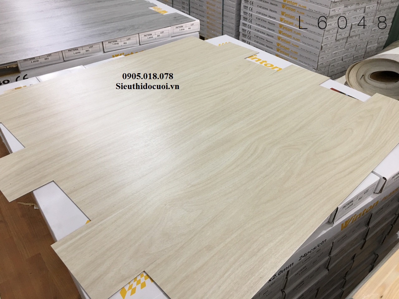 Sàn nhựa dán keo Sàn nhựa dán keo